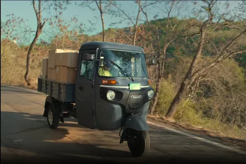 Bajaj Maxima Cargo E Tec 9.0