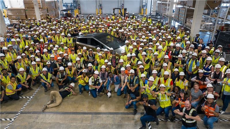 Tesla Commences Cybertruck Production at Texas Gigafactory 1_d52a5007eb.jpg