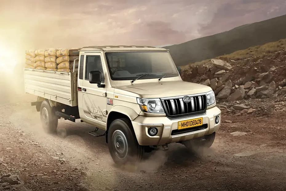 Mahindra Bolero Maxx Pik-Up HD Right Front Three Quarter Mahindra Bolero Maxx Pik-Up HD Right Front Three Quarter