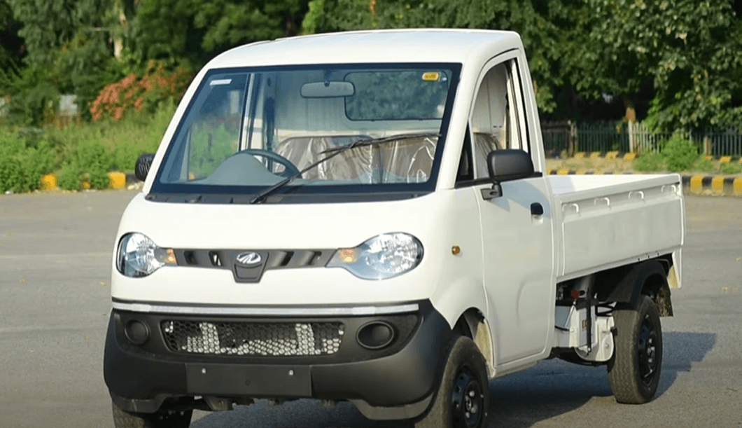 Mahindra-Jeeto-Cmv360.png