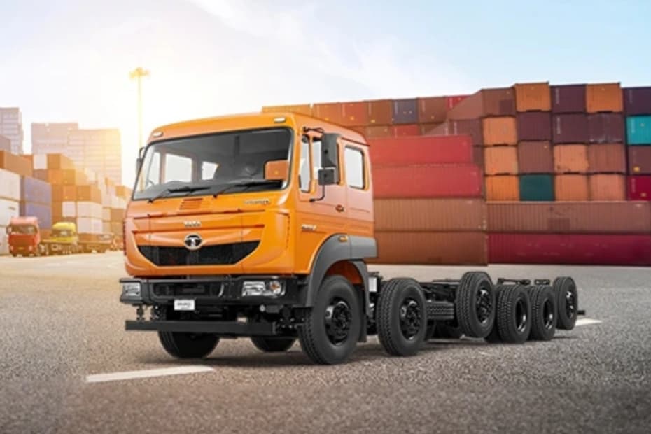 Tata Signa 4930.T images