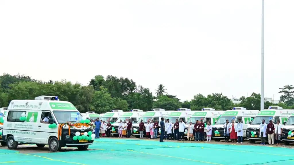Tata Motors Delivers 181 Winger Veterinary Vans to Government of Odisha Tata_Winger_Odisha_f37d19ce2d.webp