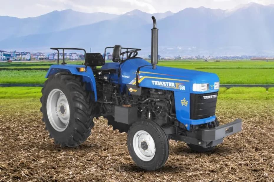 Trakstar 550 Right Front Three Quarter