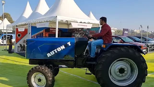 इलेक्ट्रिक व्हीकल एक्सपो- ऑटोएनएक्सटी ऑटोमेशन एक सेल्फ-ड्राइविंग इलेक्ट्रिक ट्रैक्टर को प्रदर्शित करता है autonxt_7ffa84aa57.webp