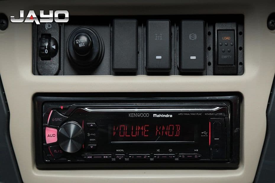 Mahindra Jayo BS6 Mobile Charger Mahindra Jayo BS6 Mobile Charger