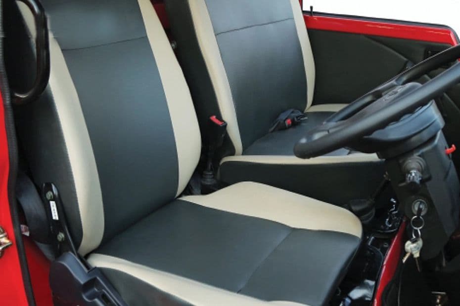 Mahindra Jayo BS6 Dual Toned Fabric Seat Mahindra Jayo BS6 Dual Toned Fabric Seat