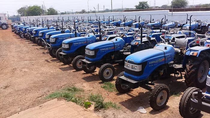 itl-tractor-manufacturing-plant.webp