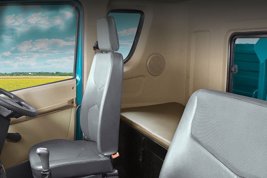 Mahindra Blazo X Haulage 42 Pusher Axle Door View of Driver Seat Mahindra Blazo X Haulage 42 Pusher Axle Door View of Driver Seat