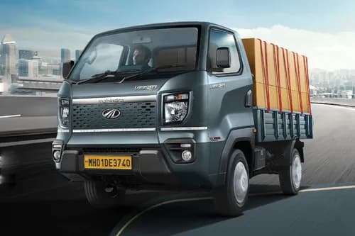 Mahindra Veero Left Front Three Quarter Mahindra Veero Left Front Three Quarter