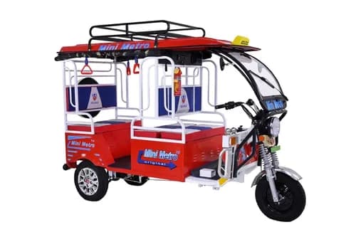 Mini Metro Gold Rickshaw Red Color