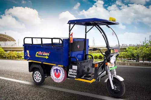 Mini Metro LD 400 Open Loader Front Right Side