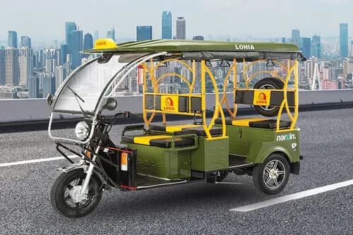 Lohia Narain Plus E Rickshaw