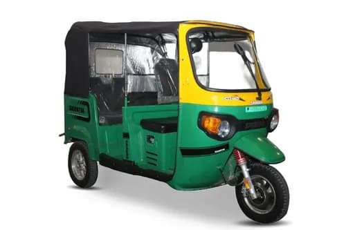 Saarthi Shavak E Auto Green & Yellow Color