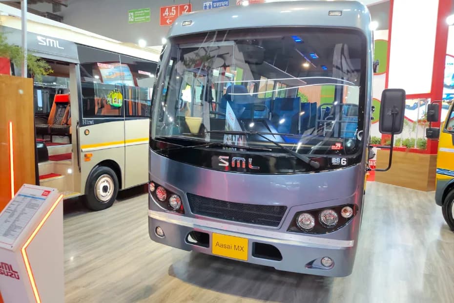 SML Mahindra Aasai MX