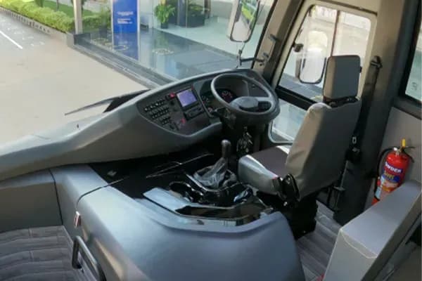 Eicher Coach 12.4M