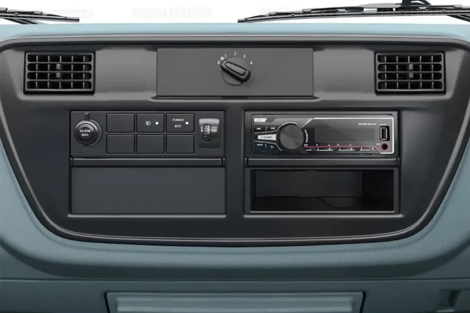 Eicher Pro 2110 7S Interior Image Eicher Pro 2110 7S Interior Image