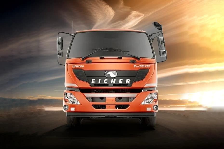 Eicher Pro 3015XP Front View Eicher Pro 3015XP Front View