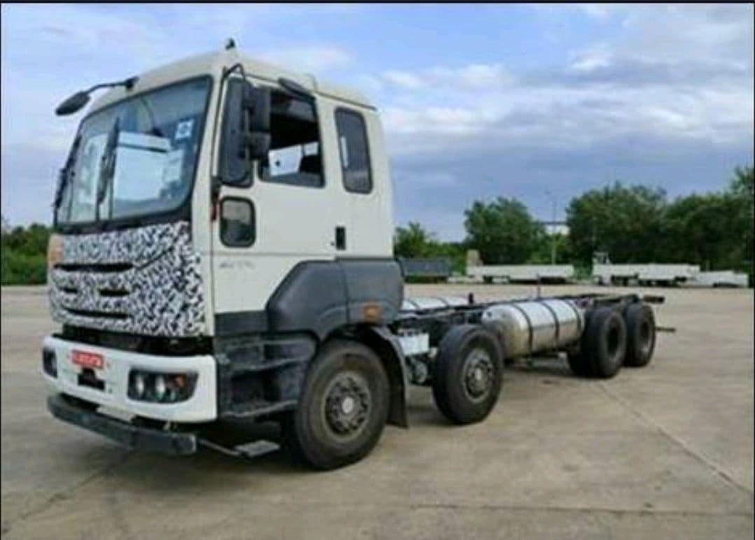 Ashok Leyland’s AVTR UF3522 receives India's first LNG Fuel Truck CMVR Certificate LNG_Truck_1_1e380529a7.jpg