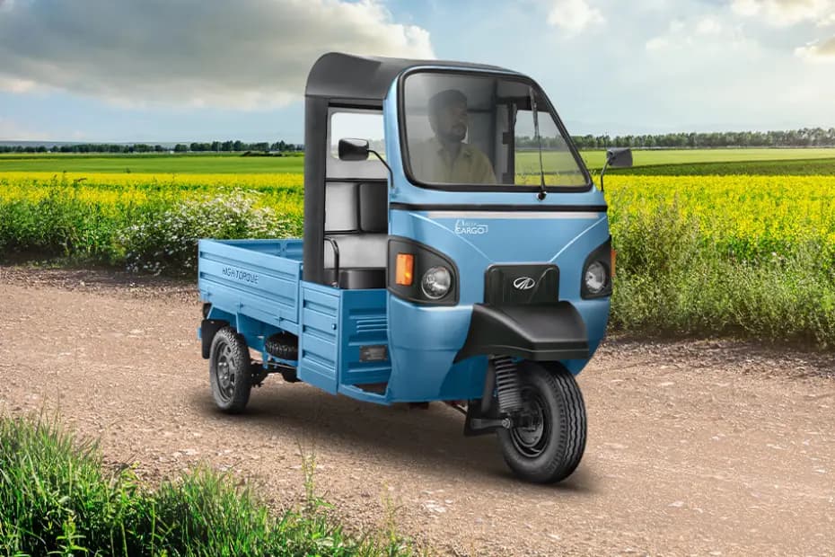 Mahindra E Alfa Cargo Blue Front Right Side Mahindra E Alfa Cargo Blue Front Right Side