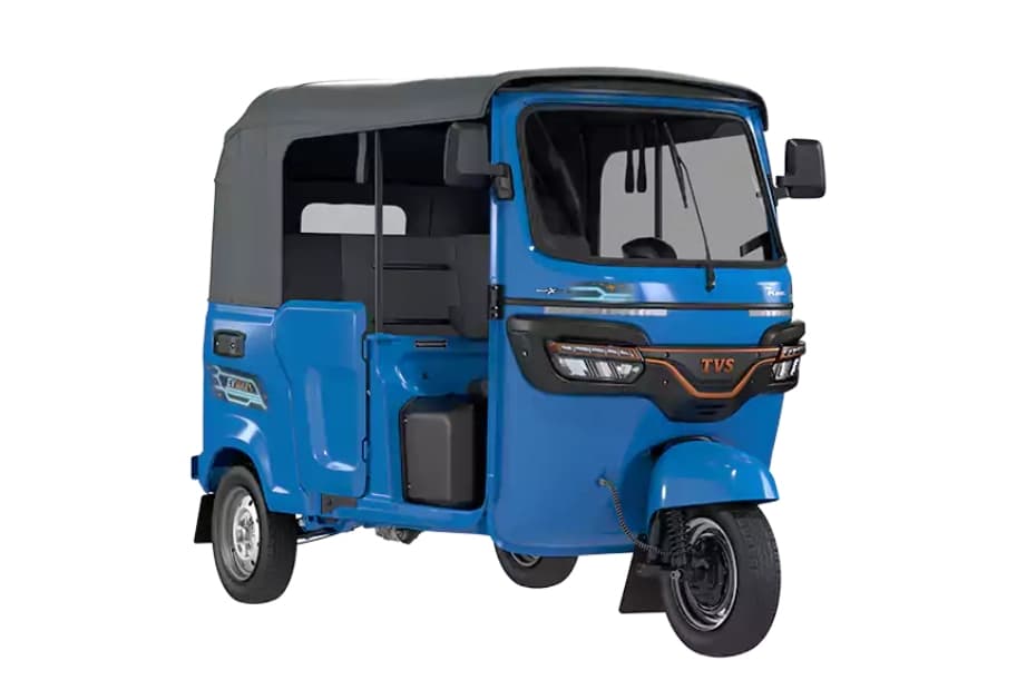 TVS King EV Max Neptune Blue Right Front Three Quarter TVS King EV Max Neptune Blue Right Front Three Quarter