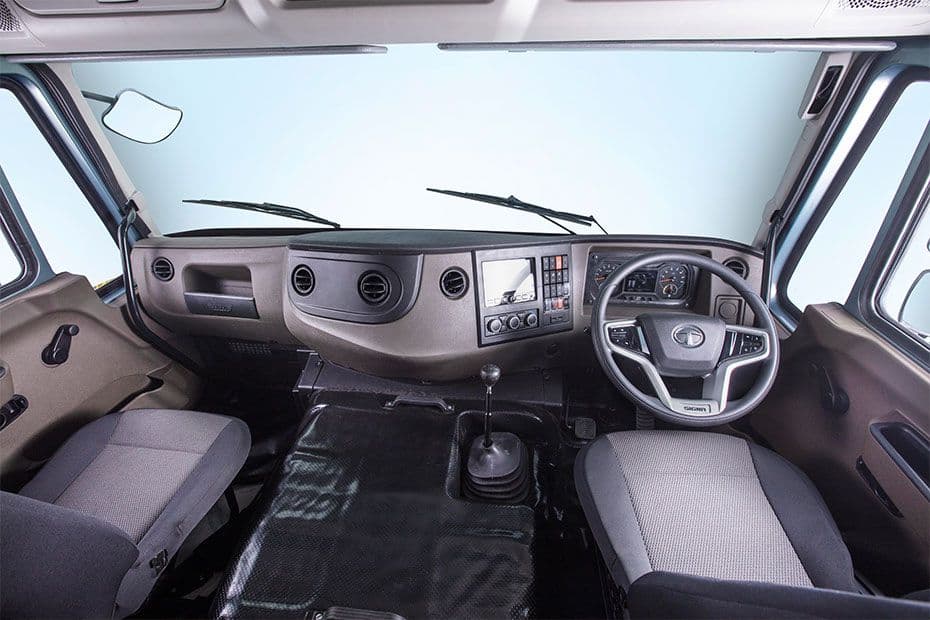 Tata signaG48.T Interior Image Tata signaG48.T Interior Image