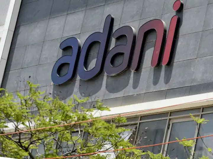 Adani collaborates with Ashok Leyland and Ballard to create an electric truck that runs on hydrogen. adani_86060f129c.webp