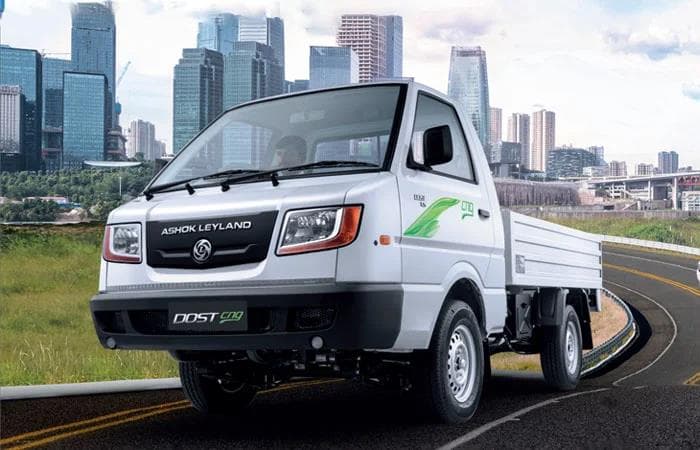 ashok-leyland-dost-cng-cmv360.com.jpg
