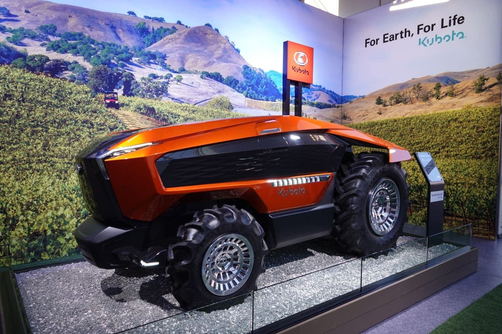 Kubota ने CES 2024 में अत्याधुनिक इलेक्ट्रिक ट्रैक्टर प्रोटोटाइप का खुलासा किया kubota_electric_tractor_e7f25abe06.jpeg