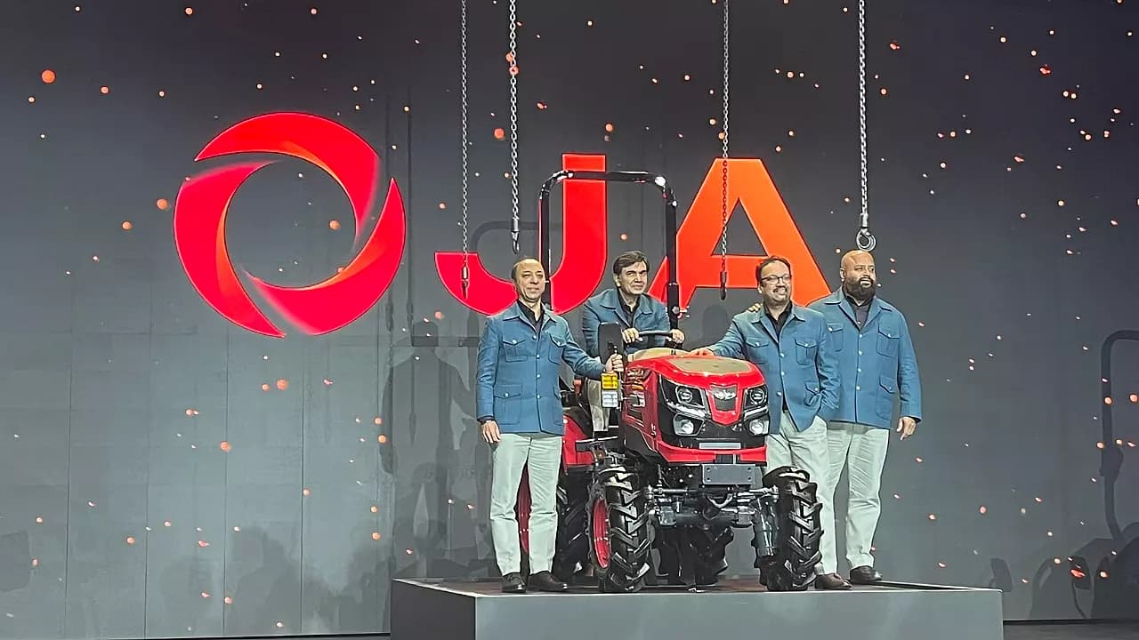 महिंद्रा ने OJA रेंज के तहत सात ट्रैक्टरों का अनावरण किया mahindra_fea286b24f.webp
