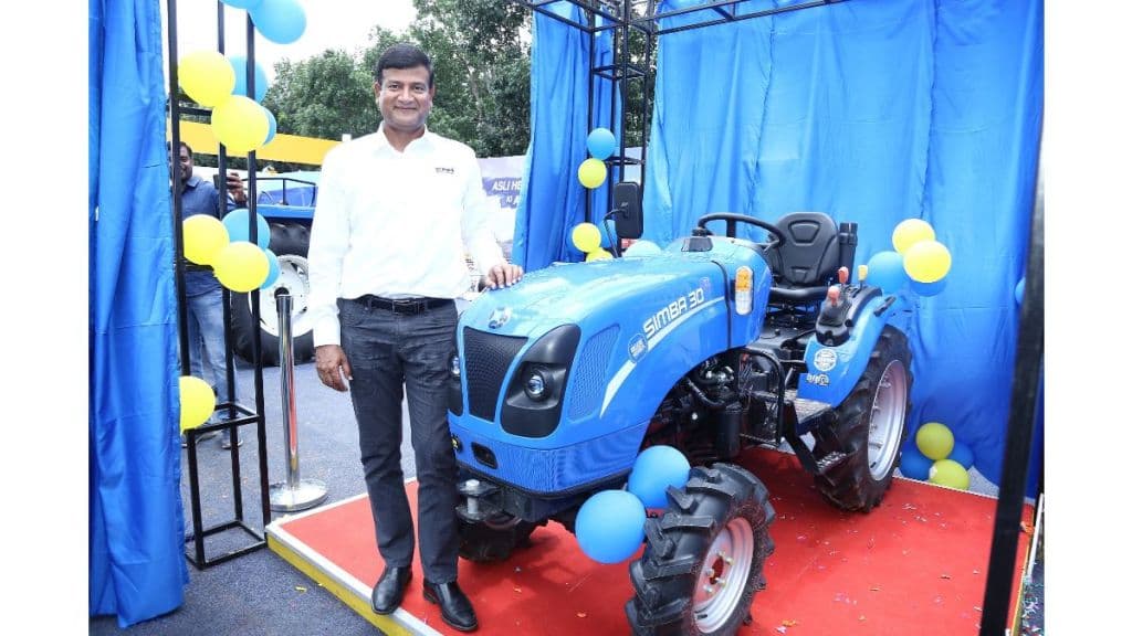 In India, New Holland introduces the Blue Series Simba mini tractor. new_holland_simba_tractor_e3bdde2332.jpg