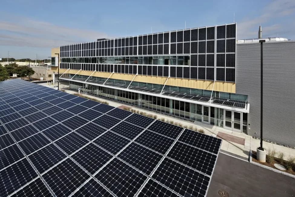 Daimler Truck Expands CO2 Neutral Energy Supply pv_03b22c5944.webp