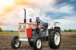 Swaraj 724 XM Swaraj 724 XM