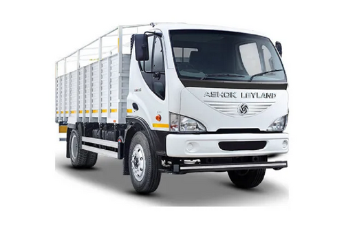 Ashok Leyland BOSS 1115 HB Front Right Side Ashok Leyland BOSS 1115 HB Front Right Side