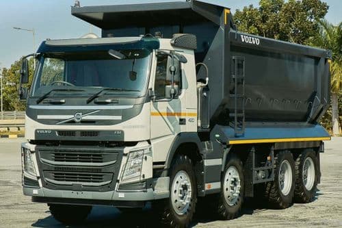 Volvo FM 420 8x4 23cu.m Front Left Side Volvo FM 420 8x4 23cu.m Front Left Side
