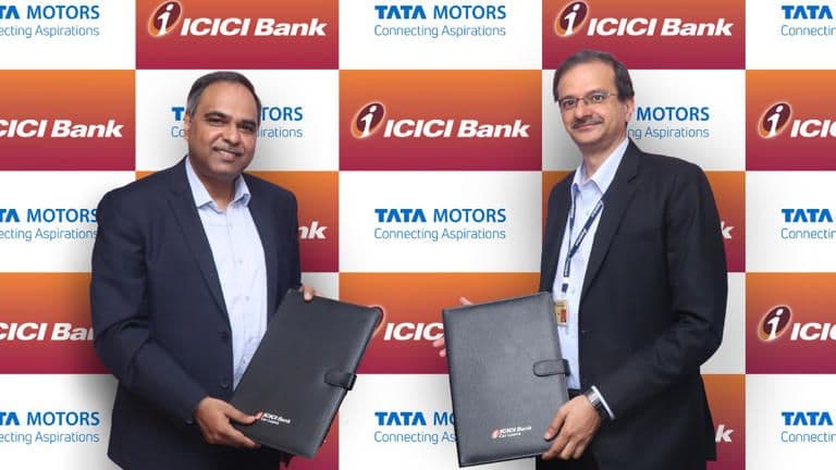 EV डीलरों की सहायता के लिए, टाटा मोटर्स ने ICICI बैंक के साथ साझेदारी की है। tata_motors_icici_bank_01c4a4edf9.jpg