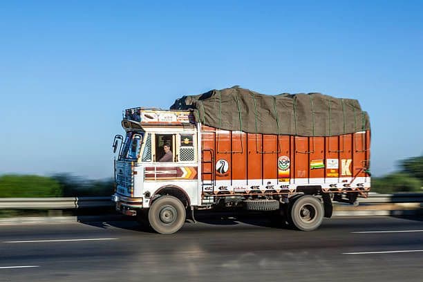 विश्लेषकों का अनुमान है कि बजट 2023 में MHCV में 35% की वृद्धि होगी। truck0_68d6861b19.jpg