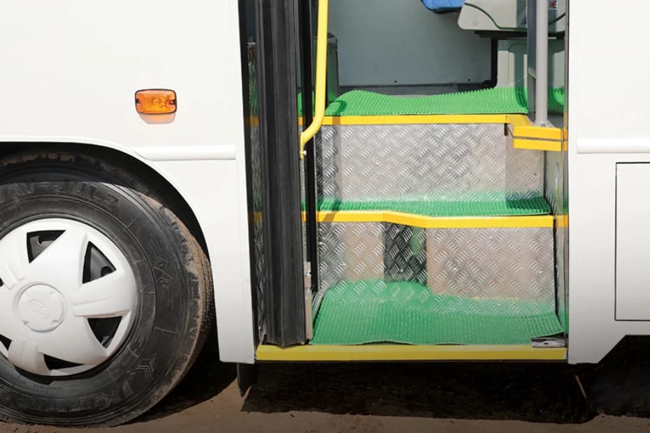 Mahindra Cruzio Staff Bus 5310 BS6 Mahindra Cruzio Staff Bus 5310 BS6
