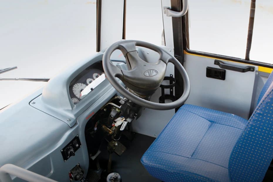 Mahindra Cruzio Staff Bus 5310 BS6 Mahindra Cruzio Staff Bus 5310 BS6