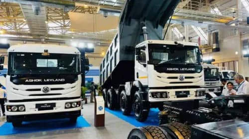 Ashok Leyland Displays 55-Tonne Electric Tractor-Trailer at Calcutta Expo Ashok Leyland Displays 55-Tonne Electric Tractor-Trailer at Calcutta Expo