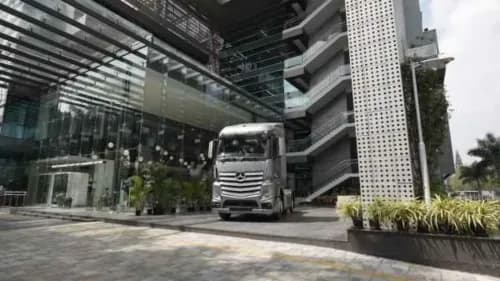 Daimler Truck Innovation Center is keen to leverage AI to Improve truck safety. Daimler Truck Innovation Center is keen to leverage AI to Improve truck safety.