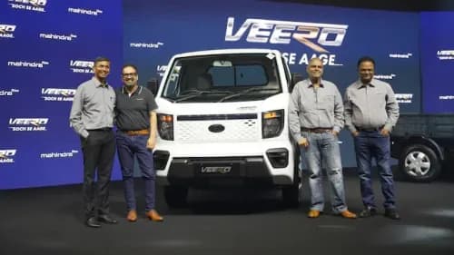 Mahindra Launches New Light Commercial Vehicle ‘Mahindra Veero’ Mahindra Launches New Light Commercial Vehicle ‘Mahindra Veero’