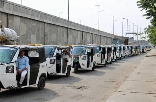 Montra Electric Launches Super League for Auto Drivers Montra Electric Launches Super League for Auto Drivers