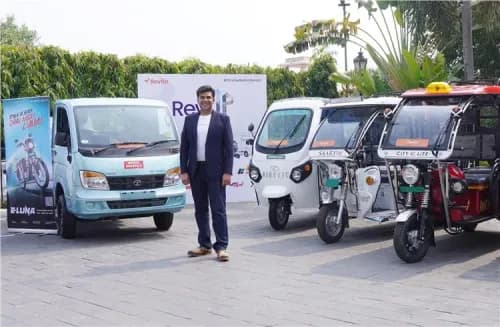 Revfin Launches 'Jagriti Yatra Abhiyaan' in Uttar Pradesh Revfin launched 'Jagriti Yatra Abhiyaan' in Uttar Pradesh
