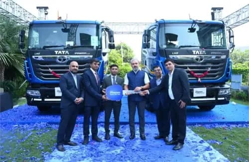 Tata Motors Begins Delivery of Tata Prima 5530.S LNG Trucks to Clean Green Fuel and Logistics Pvt. Ltd Tata Motors Begins Delivery of Tata Prima 5530.S LNG Trucks to Clean Green Fuel and Logistics Pvt. Ltd