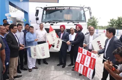 VECV ने 500 आयशर प्रो 6055 LNG ट्रकों को तैनात करने के लिए समझौता ज्ञापन पर हस्ताक्षर किए VECV Signs MoU to Deploy 500 Eicher Pro 6055 LNG Trucks