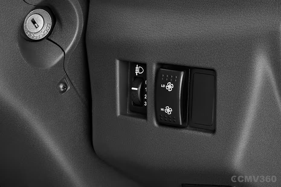 Ashok Leyland Bada Dost i5 XL Headlamp Leveller & Blower Control Ashok Leyland Bada Dost i5 XL Headlamp Leveller & Blower Control