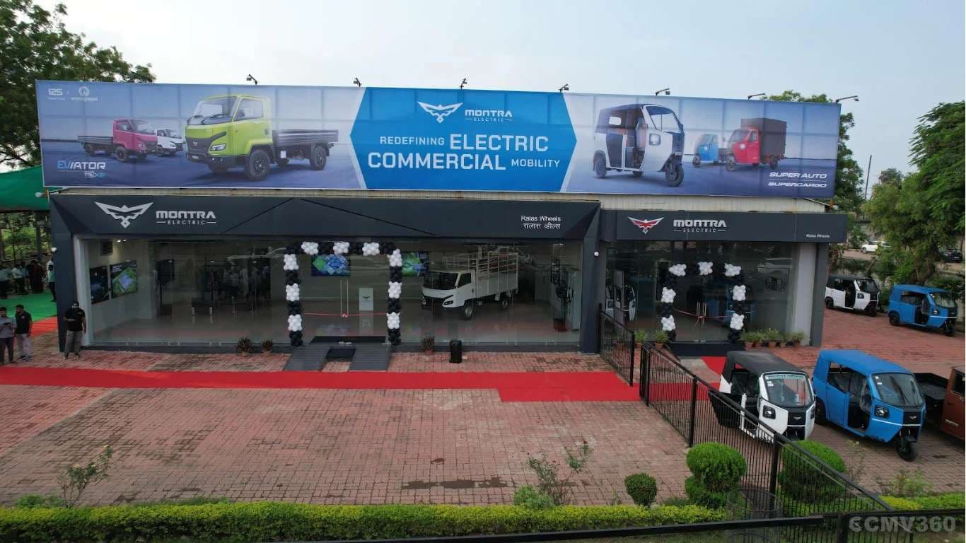 Montra Electric Opens e-SCV and e-3W Dealerships in Raipur with Ralas Wheels Montra Electric Opens e-SCV and e-3W Dealerships.webp