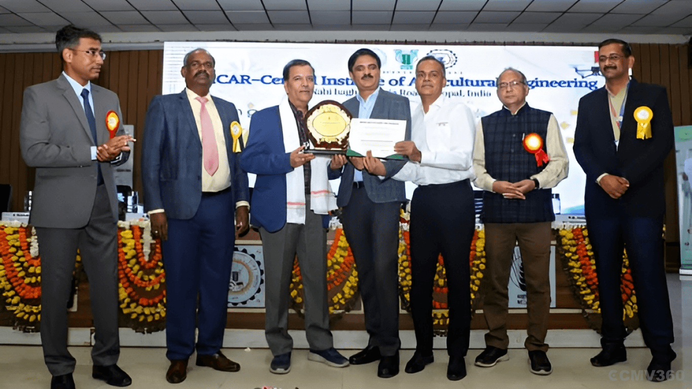 Mahindra Tractors Honoured at 59th ISAE Convention in Bhopal for Excellence in Agricultural Engineering Mahindra Tractors Honoured at 59th ISAE Convention.png