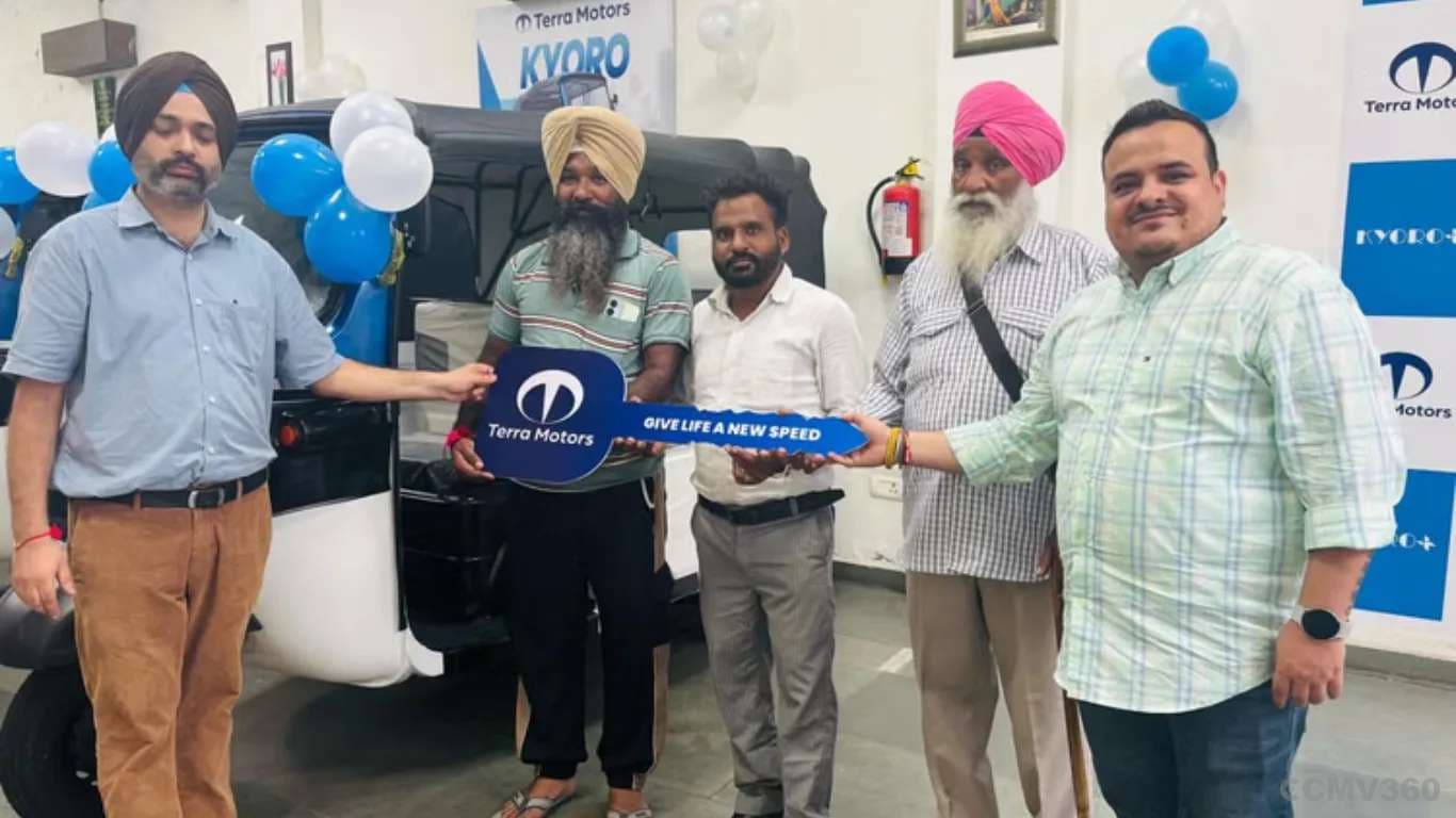 Terra Motors Launches L5 Electric Auto Showroom in Amritsar Terra Motors Launches L5 Electric Auto Showroom in Amritsar.webp