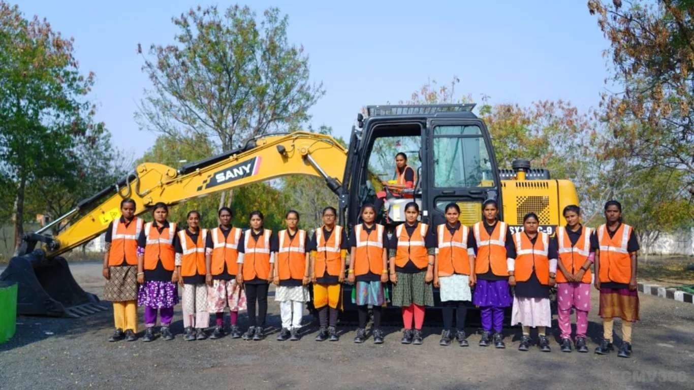 SANY India Empowers 22 Women as Certified Excavator Operators in Andhra Pradesh Sany Excavator for Women Operators.webp